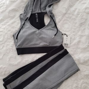 Reflex workout outfit